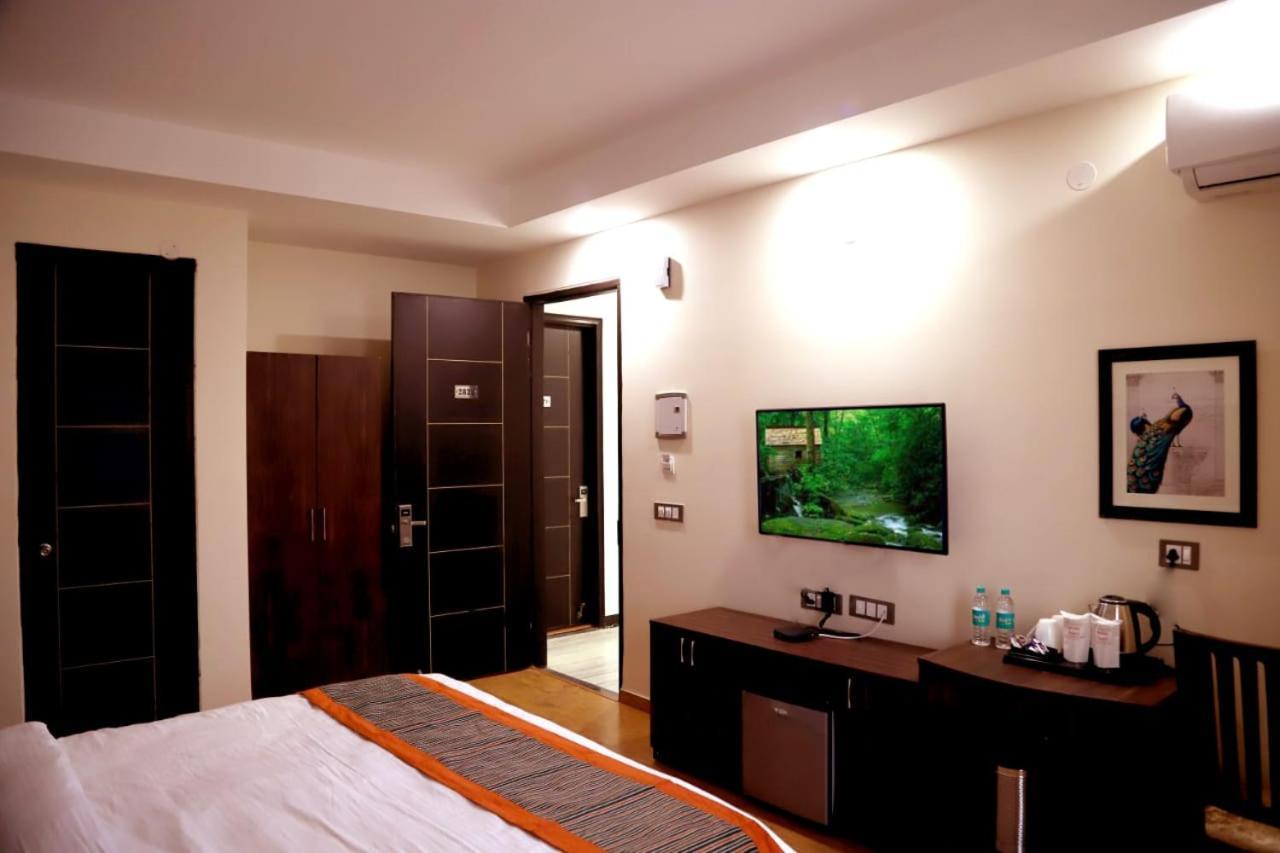 Vrinda's Luxury And * Vrindavan